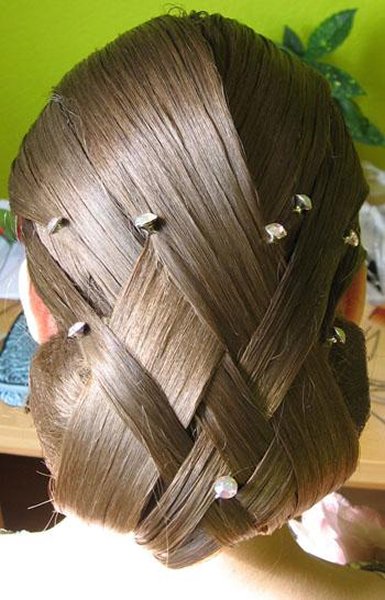 стрижки каскад на длинные волосы с чёлкой